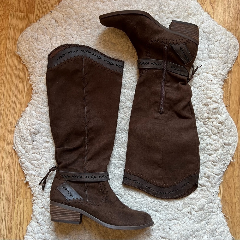 not rated: Sansa Faux Brown Suede 'Sansa Chelsea' Heeled Boots - Picture 13 of 13